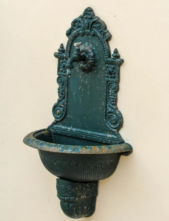ألغيرو I Host Apartment - Piazza Civica 5